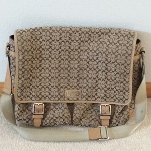 Coach Signature Messenger bag